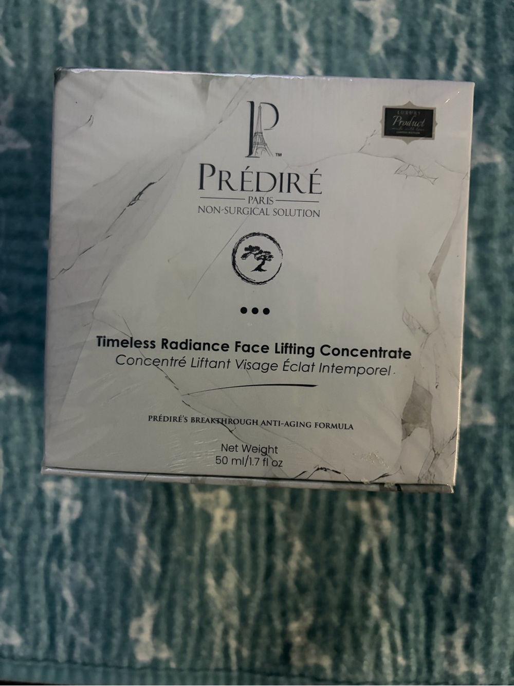 Timeless Radiance Face Lifting Concentrate — White